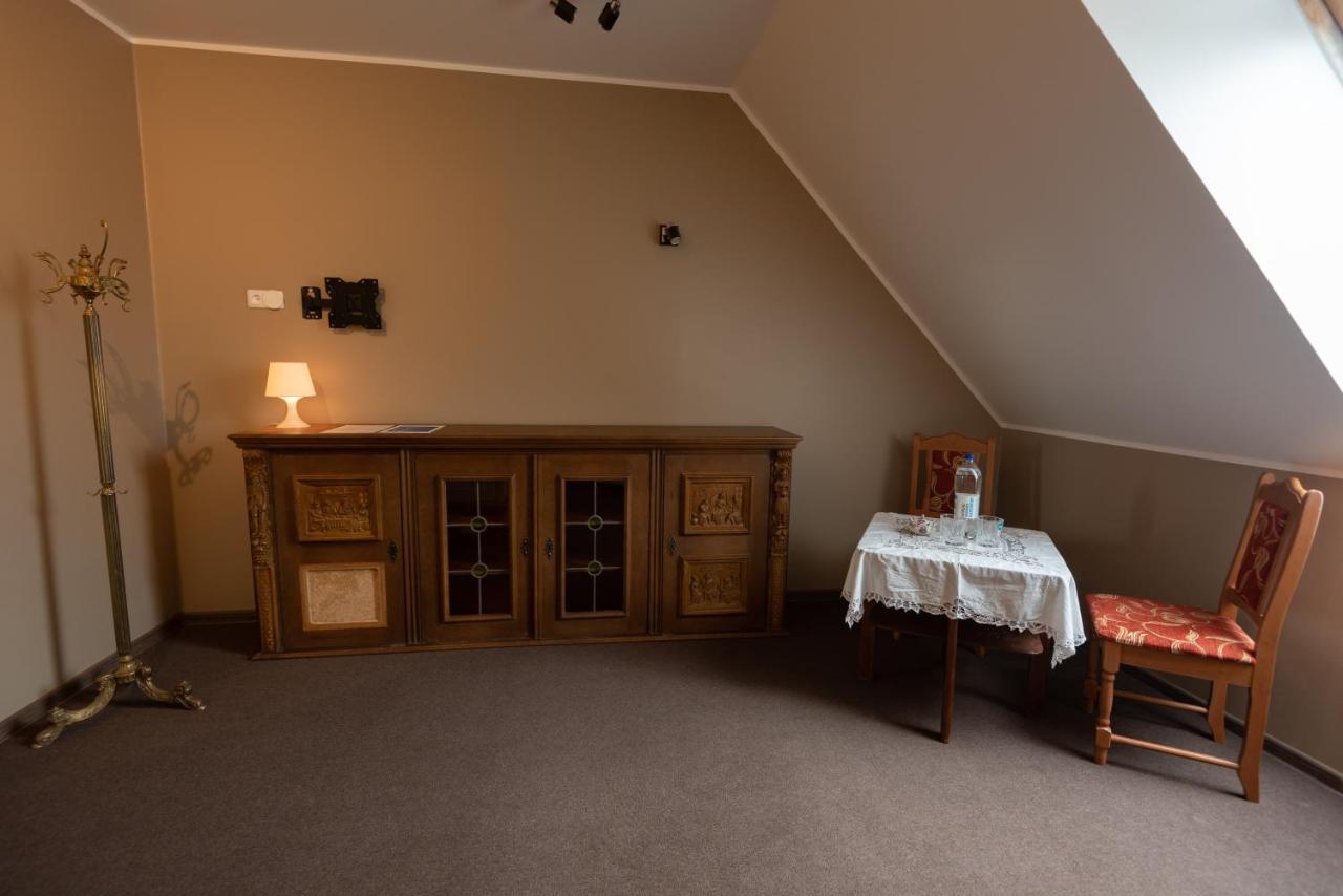 Aiakeskuse Hostel Rakvere Luaran gambar