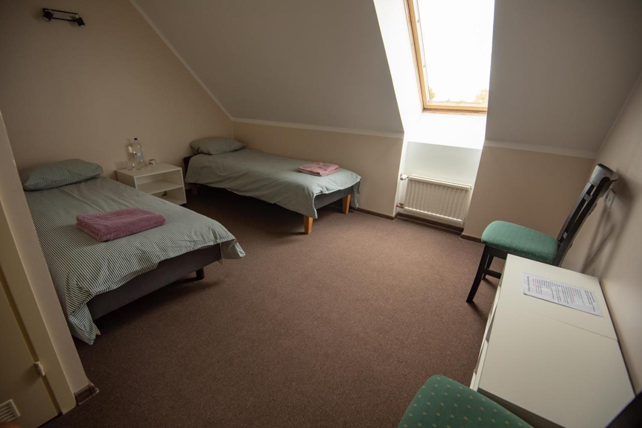 Aiakeskuse Hostel Rakvere Luaran gambar