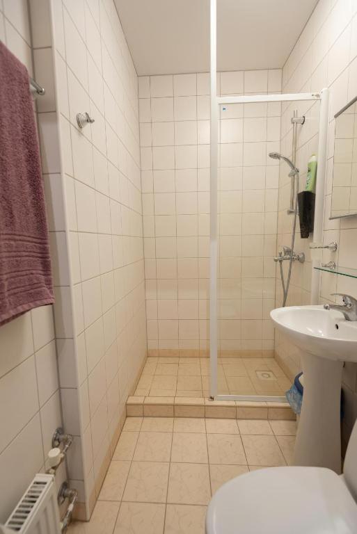 Aiakeskuse Hostel Rakvere Luaran gambar